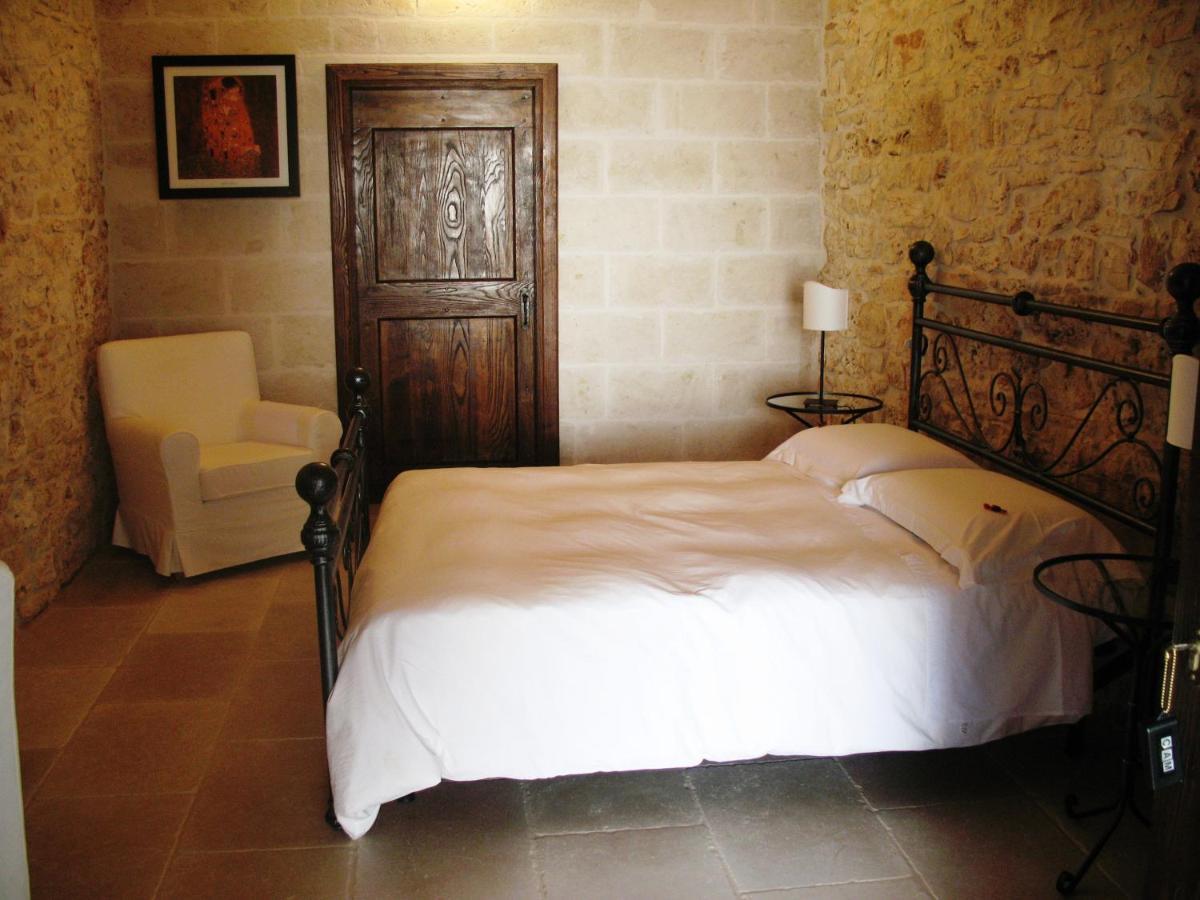 Masseria Boezio Ostuni Bed and Breakfast Torre Santa Sabina Camera foto