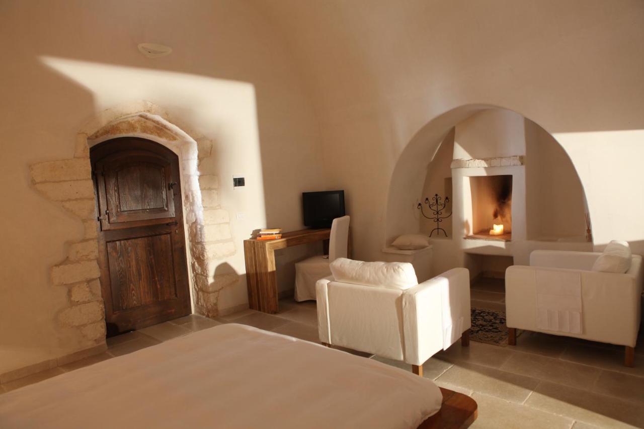 Masseria Boezio Ostuni Bed and Breakfast Torre Santa Sabina Esterno foto
