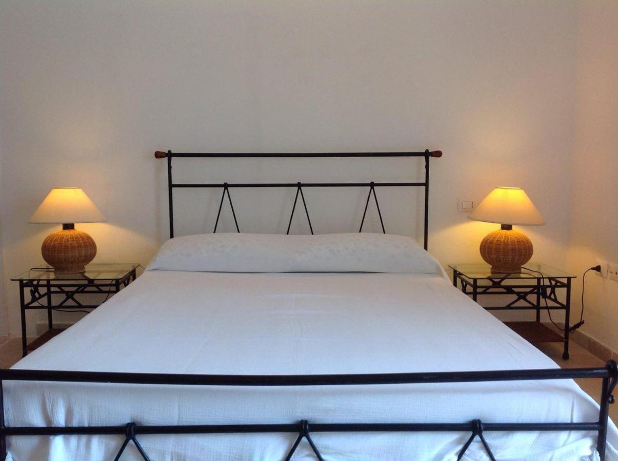 Masseria Boezio Ostuni Bed and Breakfast Torre Santa Sabina Esterno foto